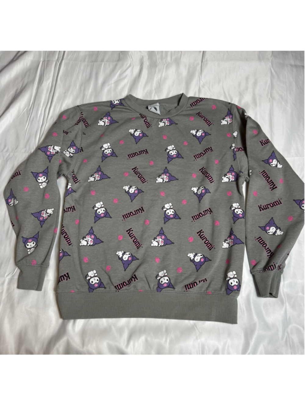 Women's Bioworld Kuromi Sweatshirt Size M Grey Purple